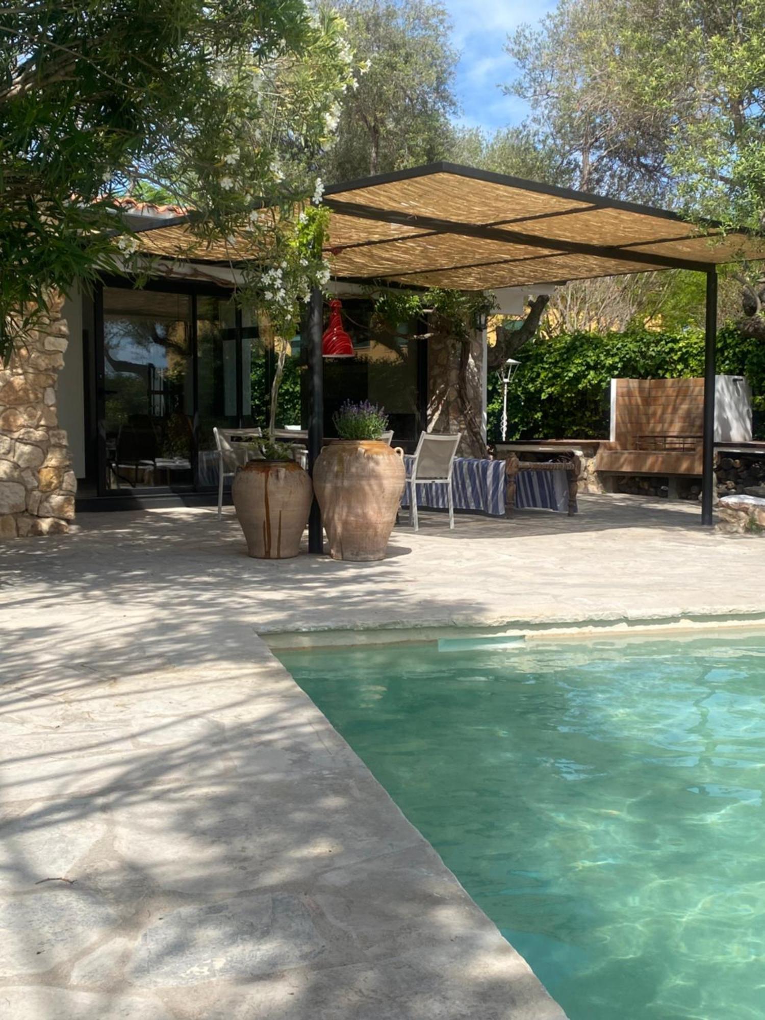 אלטפולה Bond Beach Village מראה חיצוני תמונה