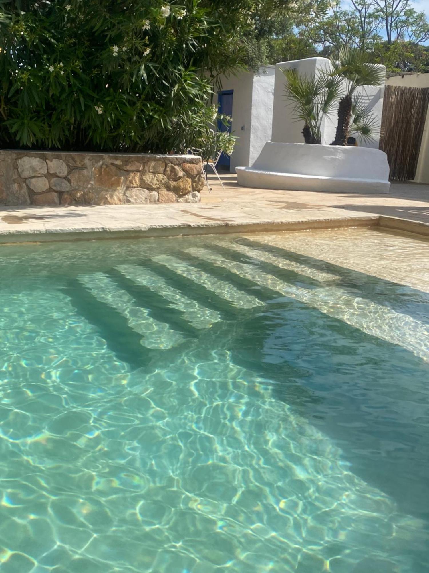 אלטפולה Bond Beach Village מראה חיצוני תמונה